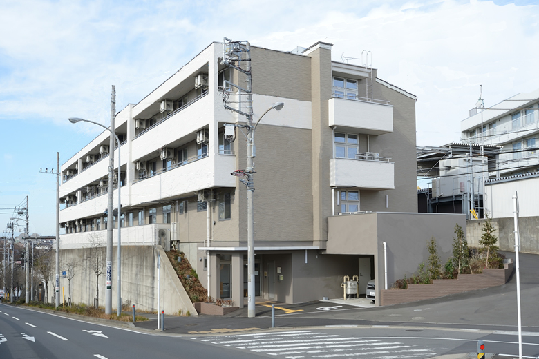 JJKIG... |
株式会社ケア21 介護付有料老人ホームプレザンメゾン横浜羽沢町(正社員・ケアマネージャー)の介護・福祉の求人情報
- 資格取得支援
- 交通費支給
- 夜勤なし
- 土日休み
- 産休・育休
- 介護休暇
- 研修制度
- 福利厚生充実
- 退職金制度
- 高給
- 学歴不問
育児・介護休暇制度あり! キャリアアップを支援! 手厚い福利厚生が魅力!
![